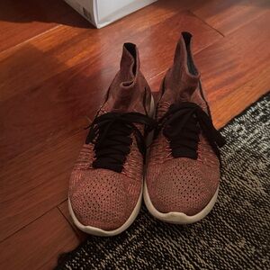 Nike Men's Sneakers in Brown and Black